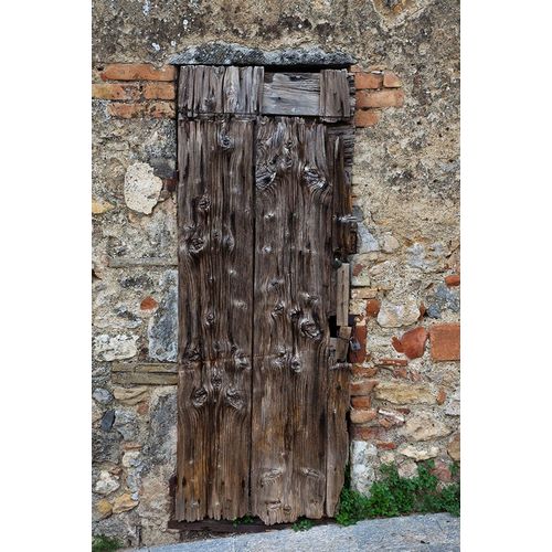 Eggers, Julie 아티스트의 Italy-Tuscany-Monteriggioni Old doorway in the walled town of Monteriggioni작품입니다.